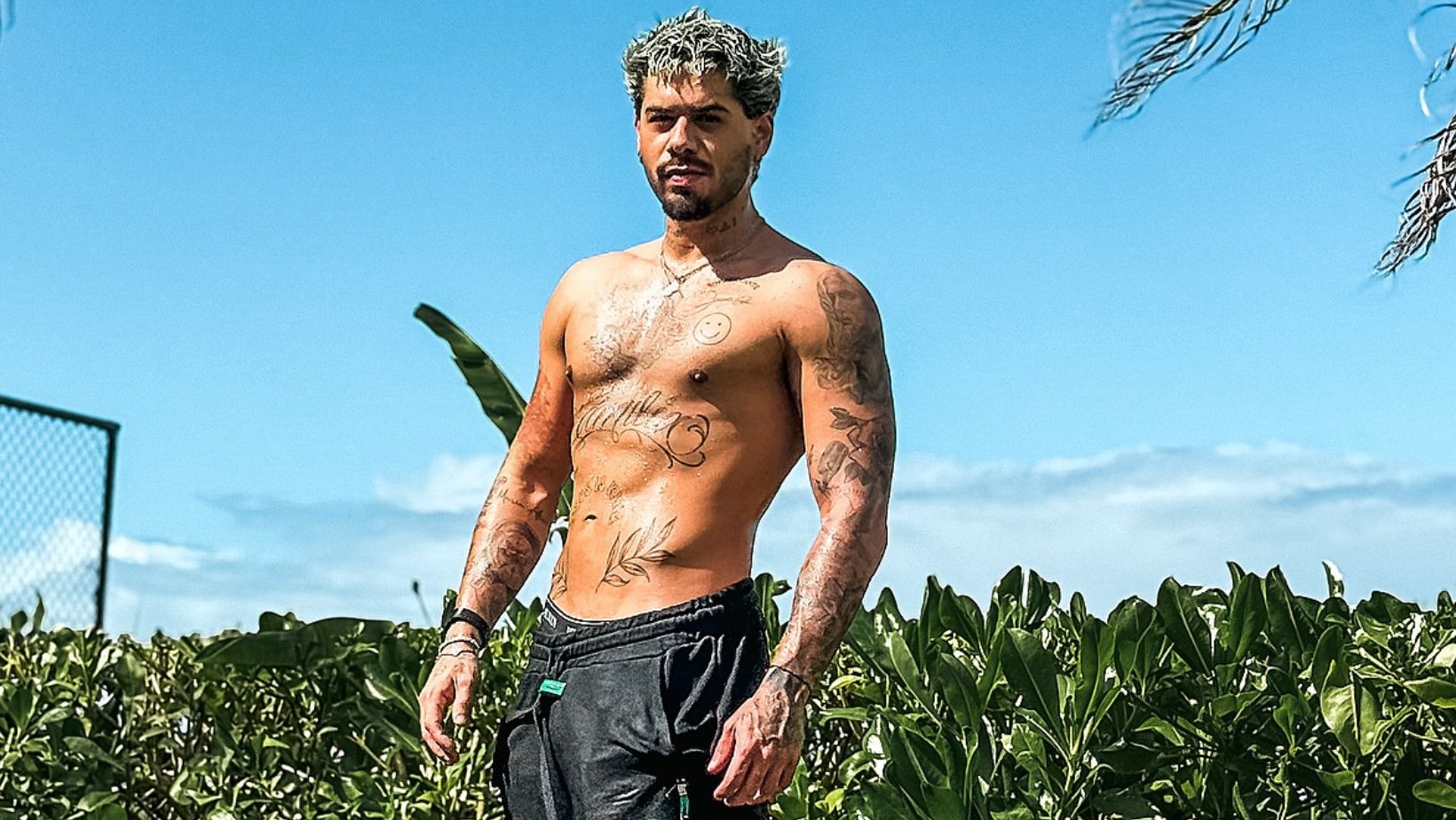 Zé Felipe abre o jogo sobre vida amorosa e faz revelação: "Beijando demais"