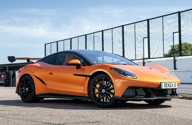 Outro grande destaque foi a tecnologia Flash Charging, apresentada ao público de Goodwood.  Um Denza Z Racing e o elegante Z9 GT, primeiro modelo equipado com o sistema no Reino Unido
