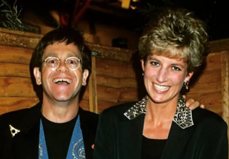 Foto: Elton John e Diana | Reprodução: redes sociais
