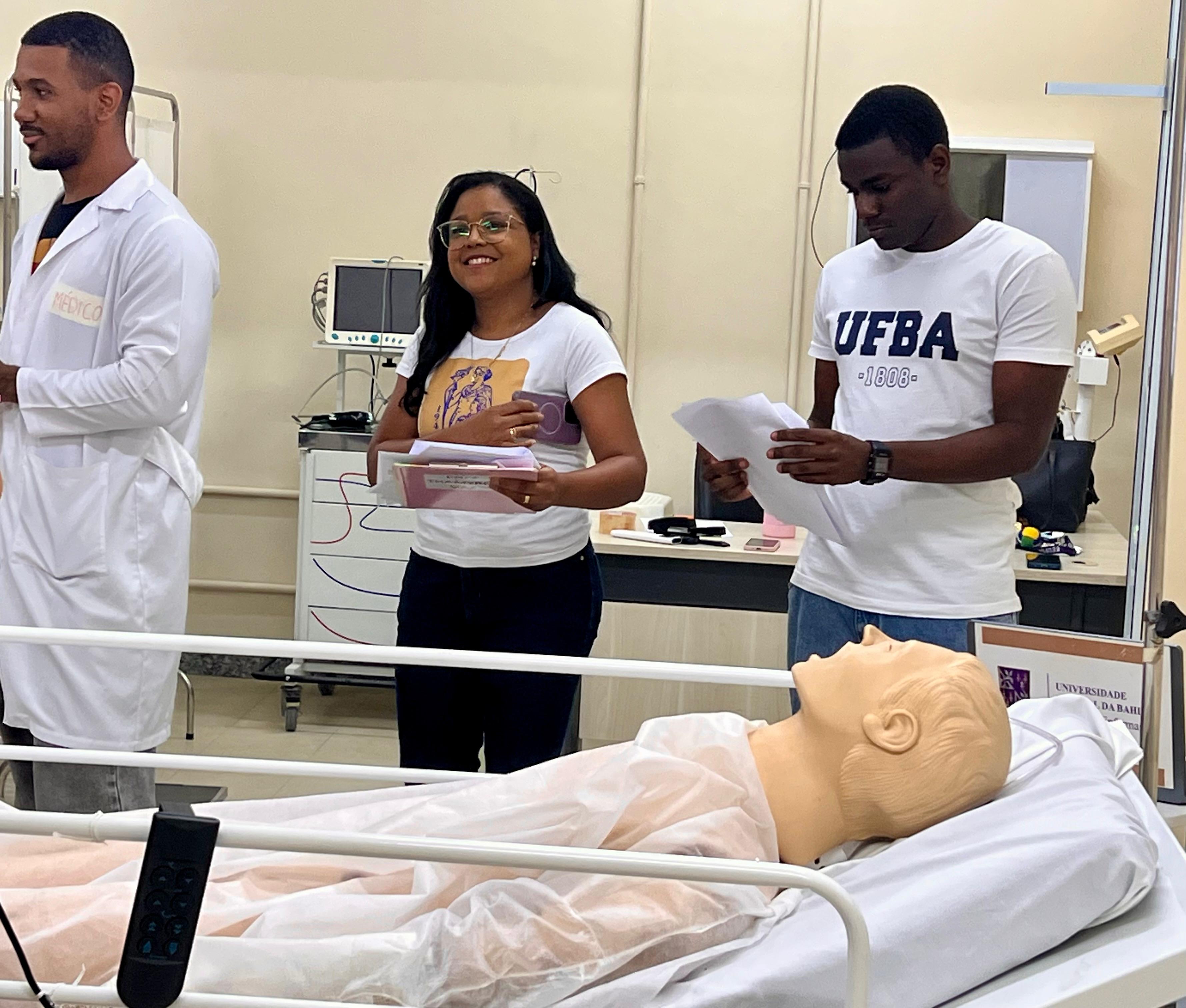 Escola de Enfermagem da UFBA e Hospital de Brotas firmam parceria para reciclagem técnica de profissionais