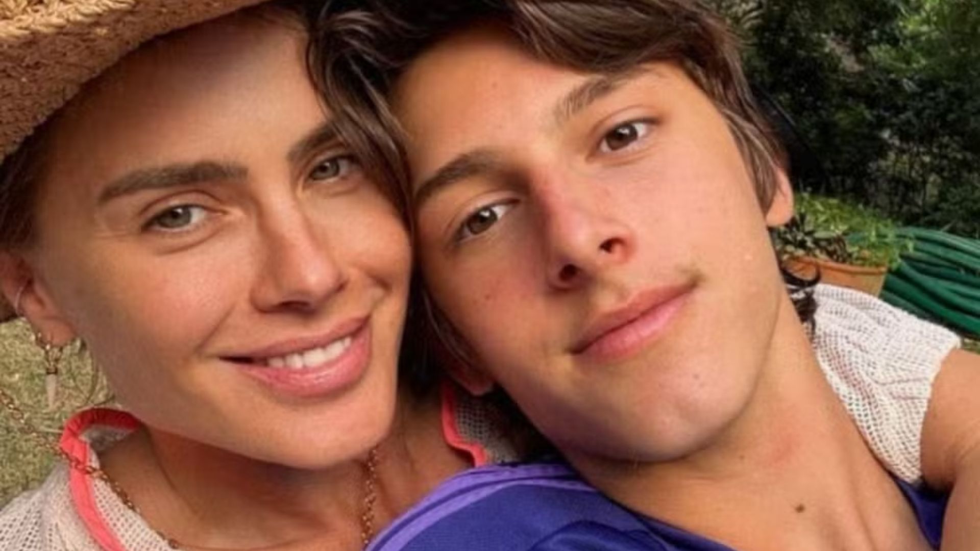 Filho caçula de Carolina Dieckmann faz revelação sobre a mãe longe das câmeras: "Não consigo" 