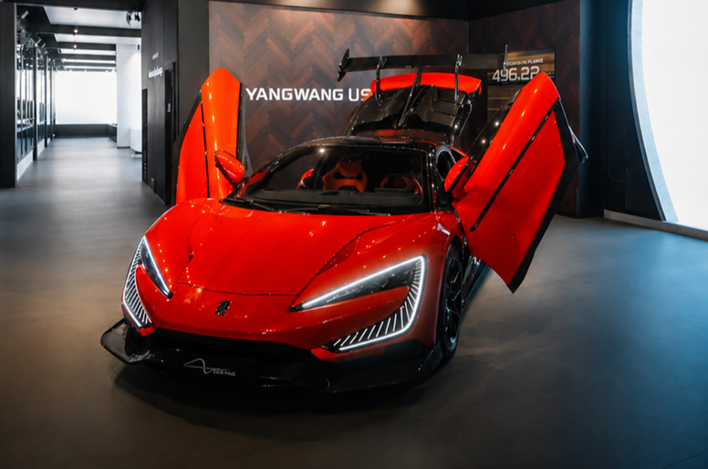 Galeria: veja os carros da BYD e Yangwang que chamaram atenção em Goodwood 2026