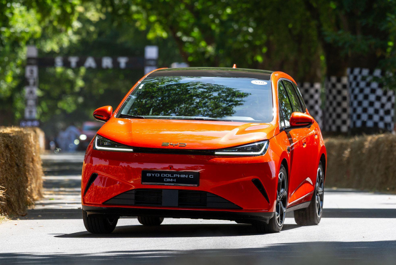 Galeria: veja os carros da BYD e Yangwang que chamaram atenção em Goodwood 2026