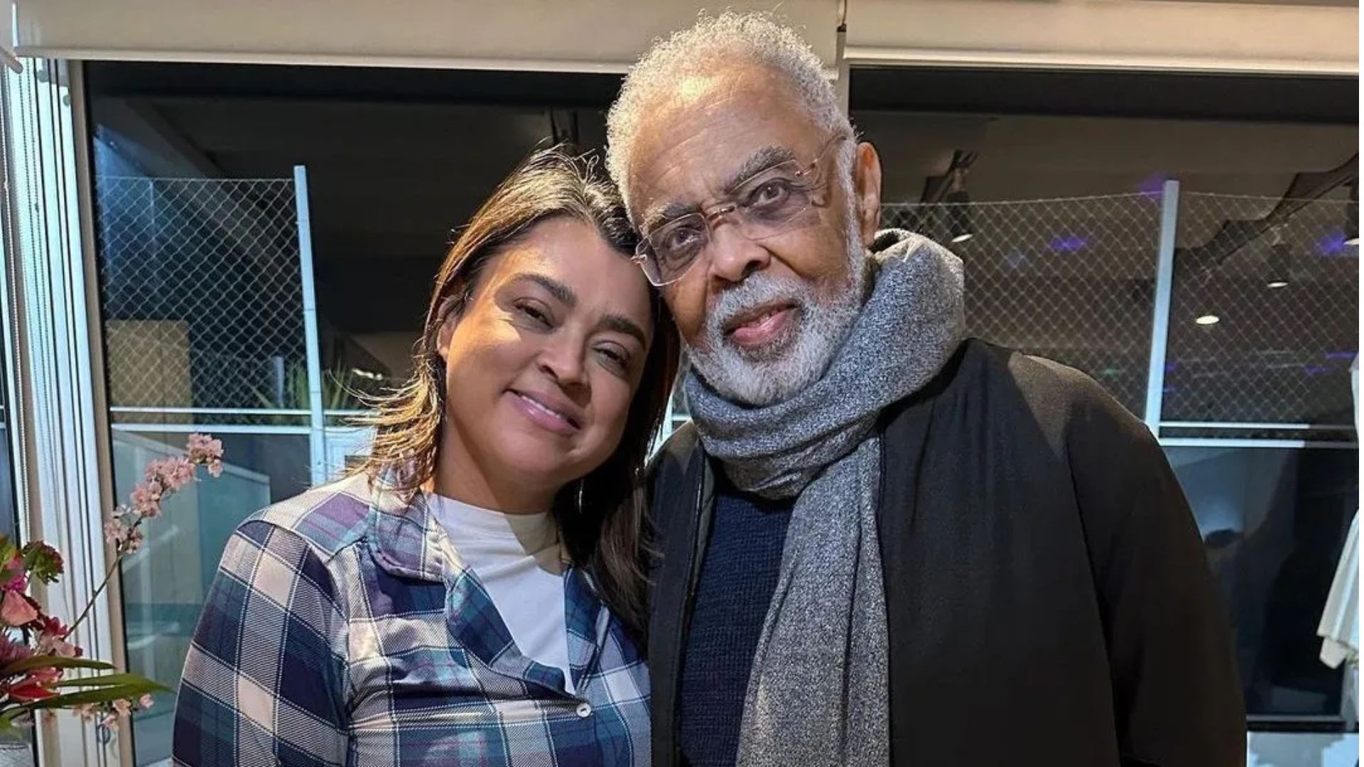 Gilberto Gil chora ao relembrar Preta Gil em documentário: "Minha menina foi embora" 