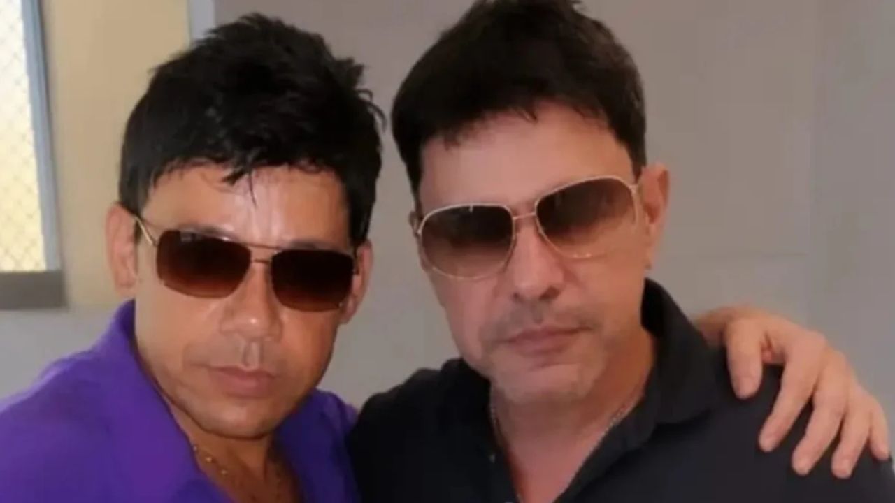 Revoltado, Zezé Di Camargo detona sósia nas redes sociais: "Você é ridículo" - QTU Questões do Universo