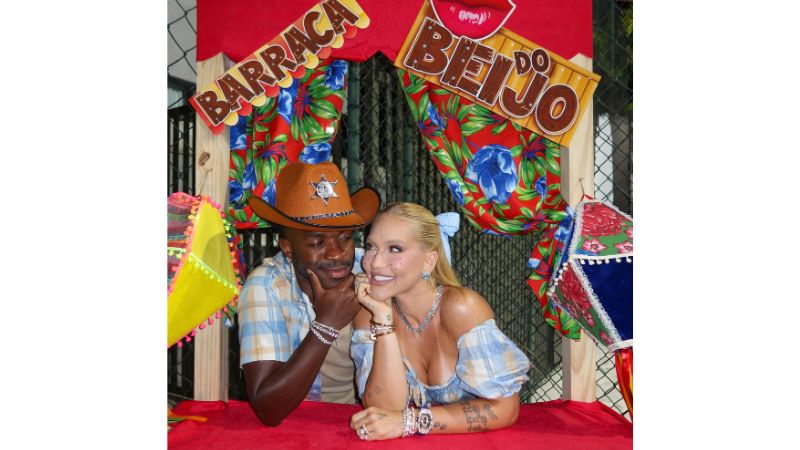 Virginia Fonseca e Vini Jr. celebram namoro com festa julina
