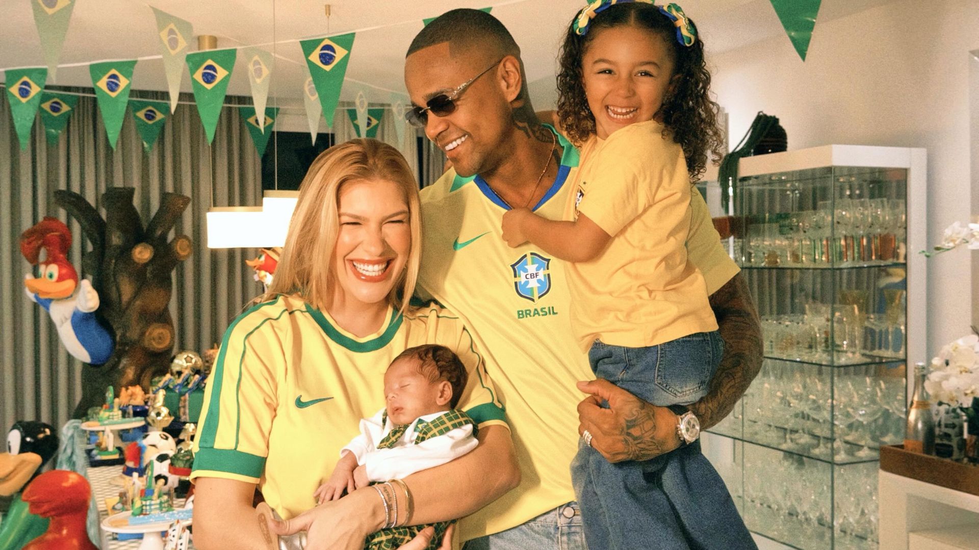 Lore Improta revela decisão para evitar nova gravidez e reação de Léo Santana surpreende