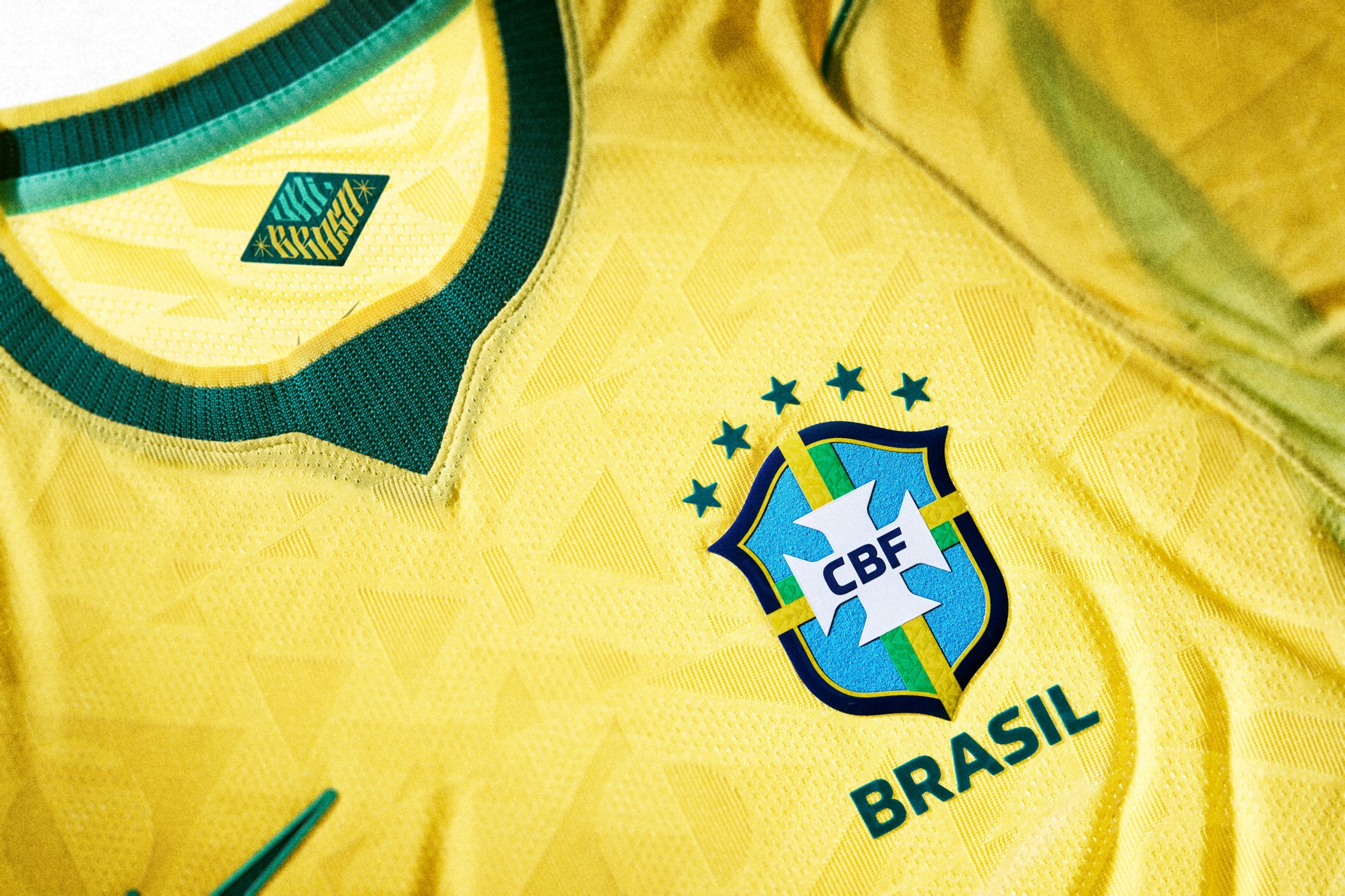 Só quem joga no Brasil poderá vestir a camisa da Seleção; entenda o projeto de lei
