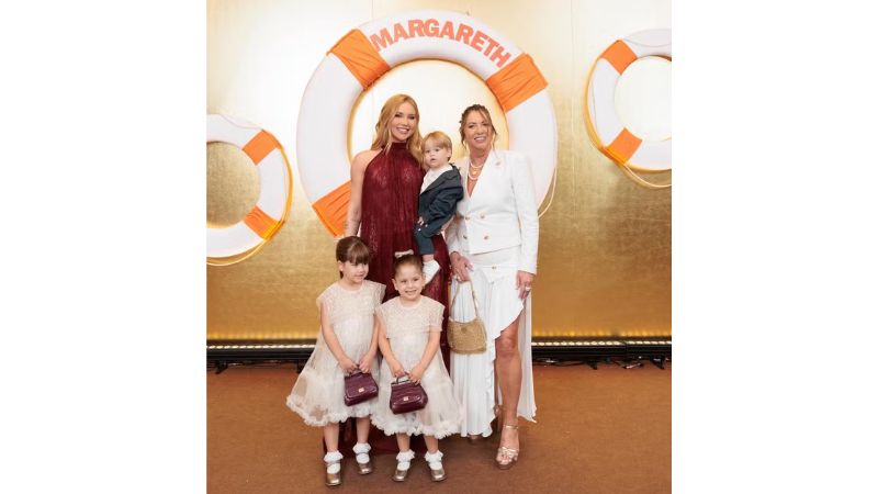 Veja fotos de Margareth Serrão, mãe de Virginia Fonseca