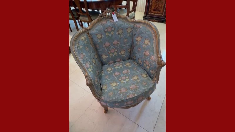 Veja os itens de luxo da mansão de Zilu Camargo colocados à venda