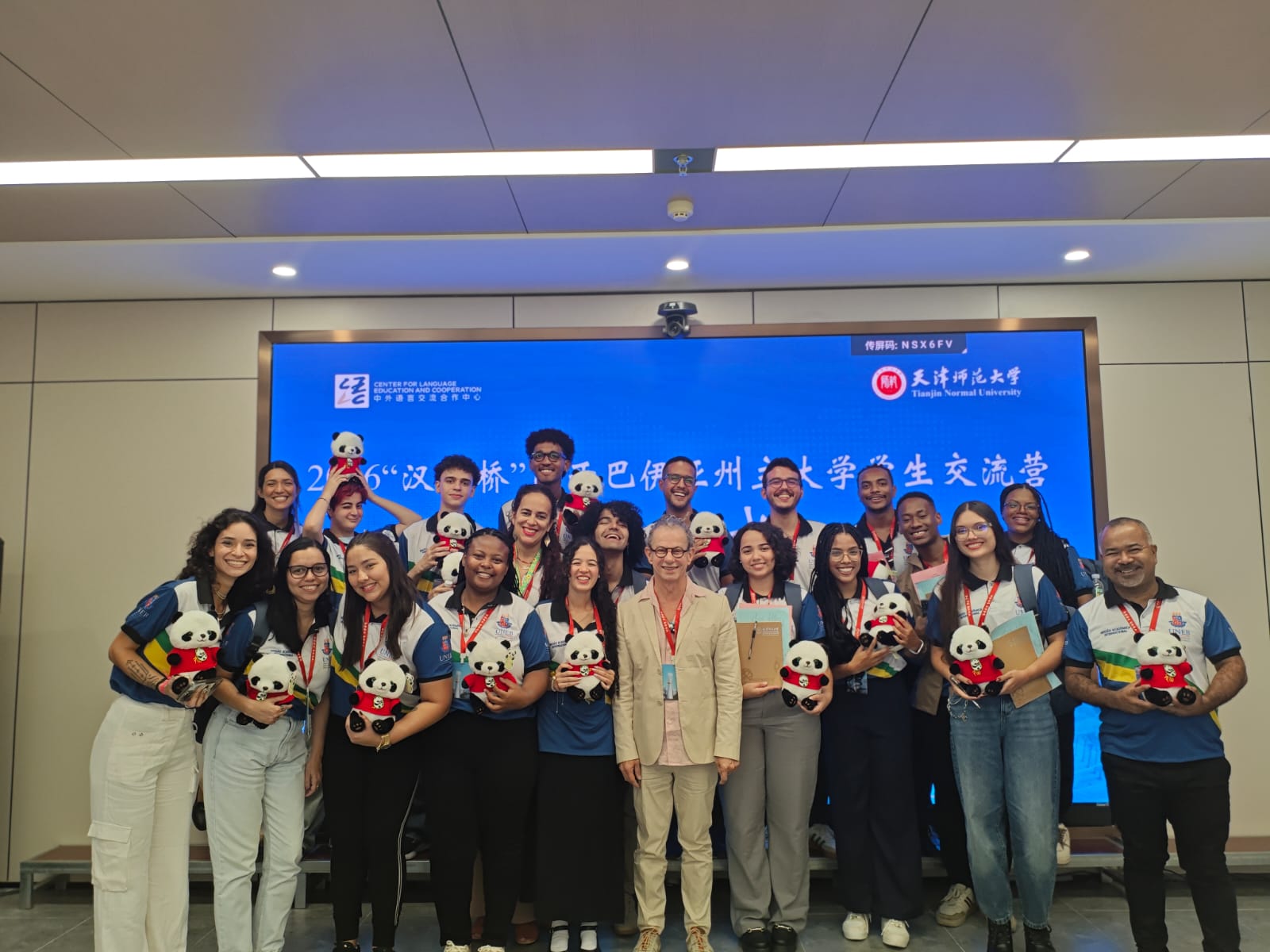 Estudante da UNEB vive intercâmbio cultural e tecnológico na China