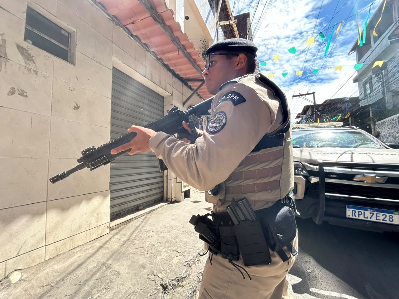 Ocupação foi iniciada na manhã desta segunda-feira (27)