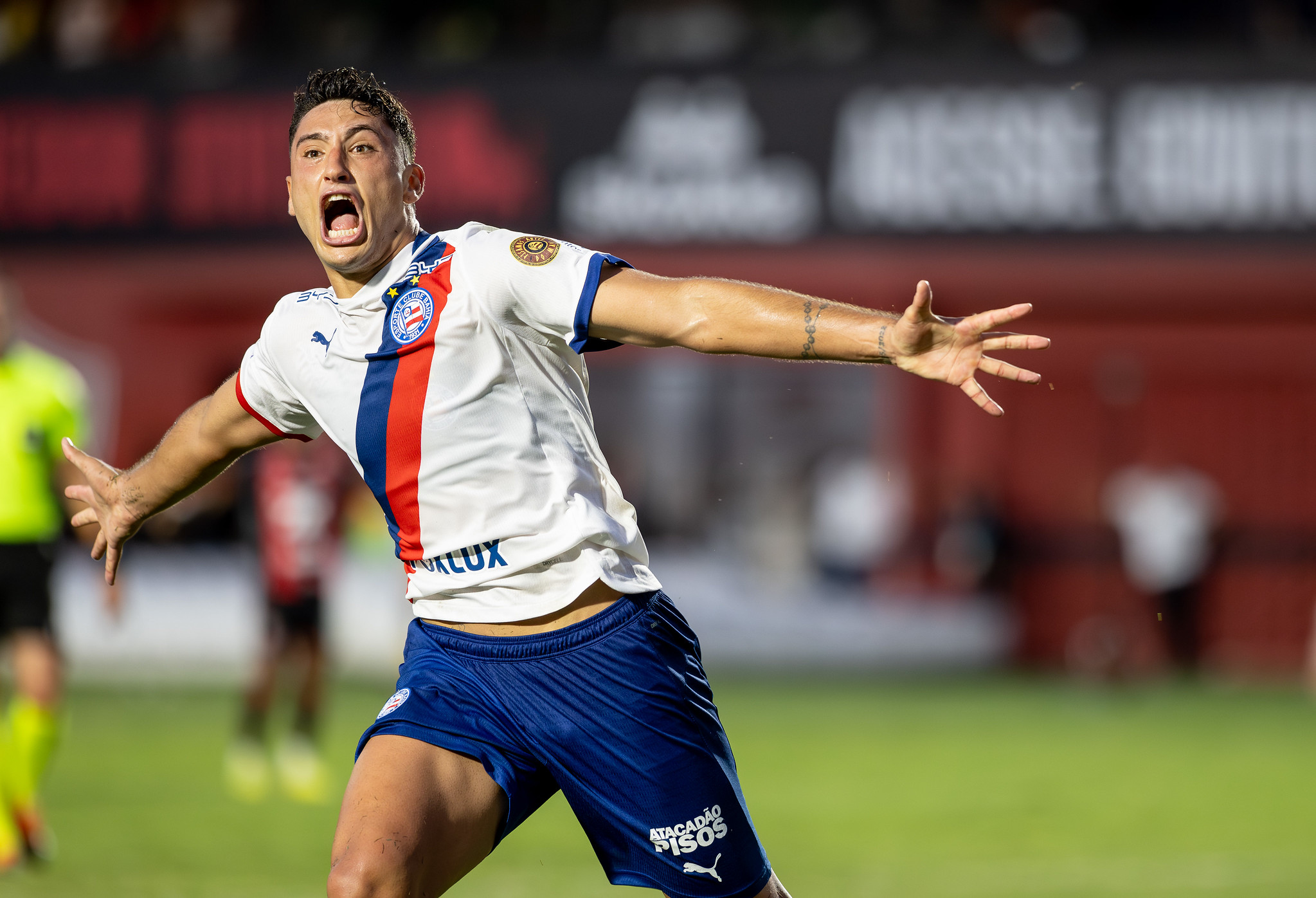 Alejo Véliz abriu o placar para o Bahia no triunfo sobre o Vitória no clássico — Foto: Letícia Martins/EC Bahia