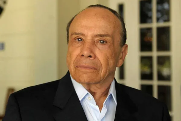 Stênio Garcia