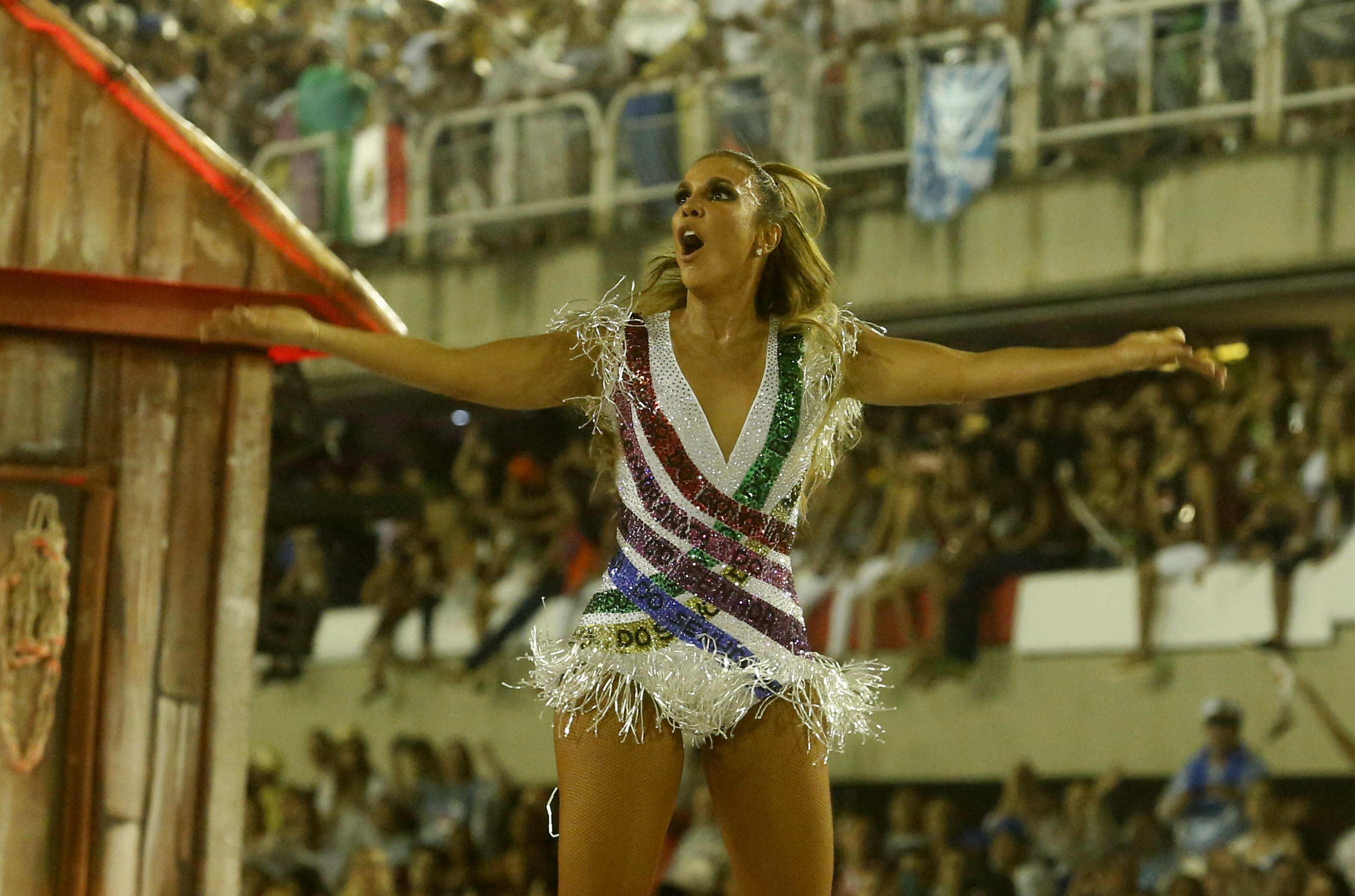 Ivete Sangalo na Grande Rio (Agnews)