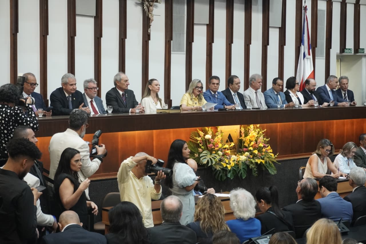 Associação Comercial da Bahia celebra 215 anos em homenagem na ALBA - FOTO DEVID SANTANA / BNEWS