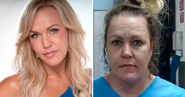 Ex-apresentadora de telejornal Angelynn "Angie" Mock