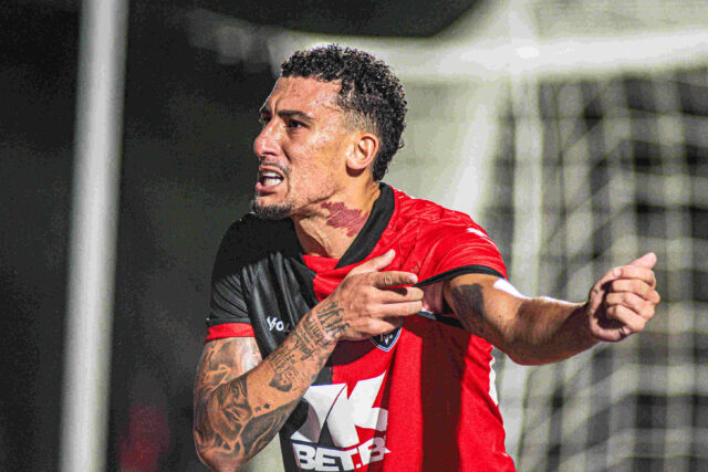 Gabriel Baralhas, volante do Vitória (Divulgação / EC Vitória)