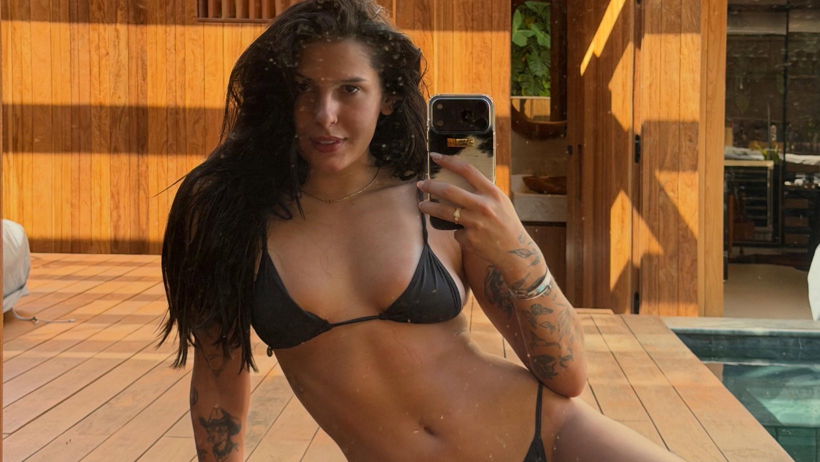 Ana Castela 