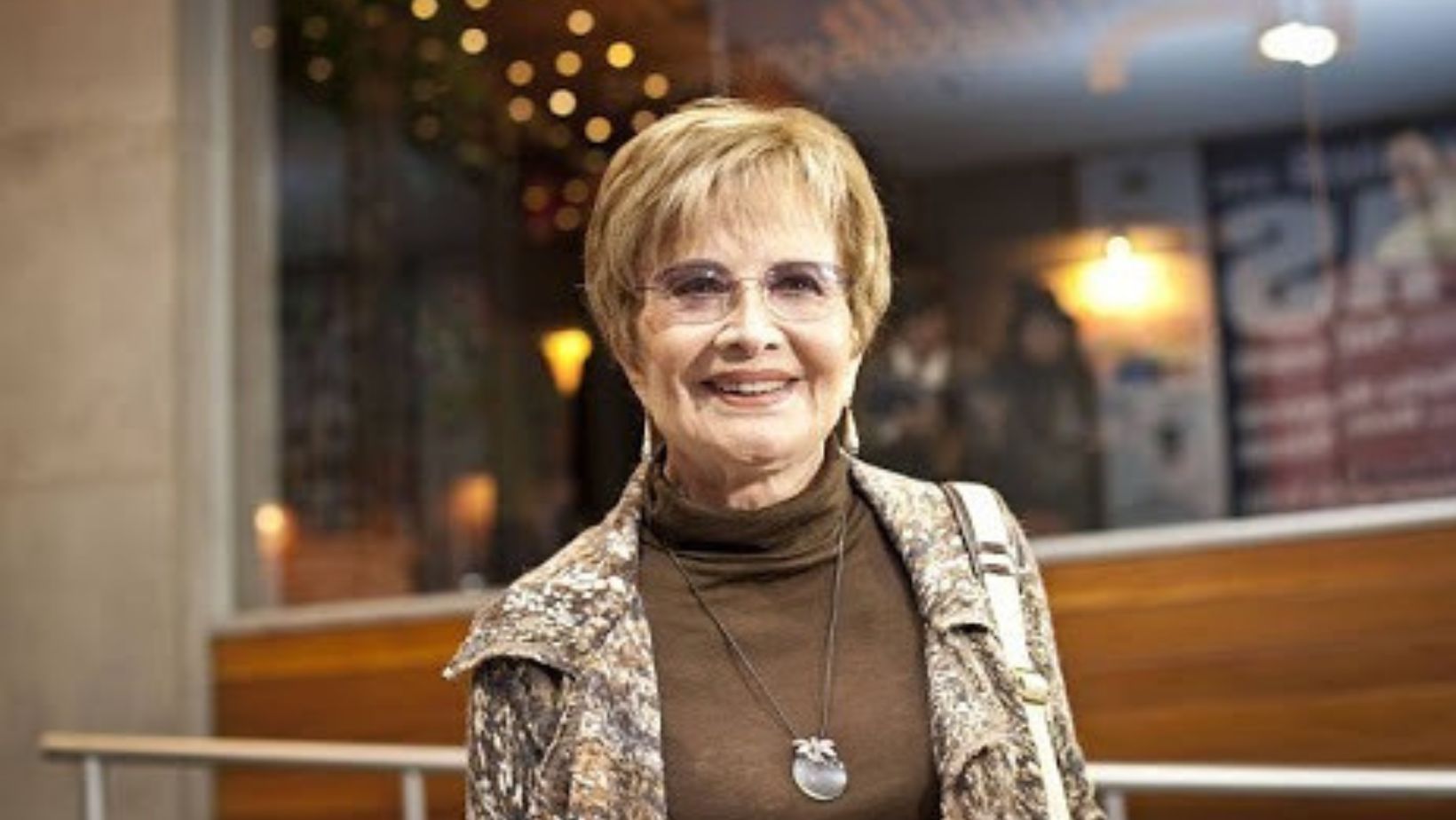 Glória Menezes