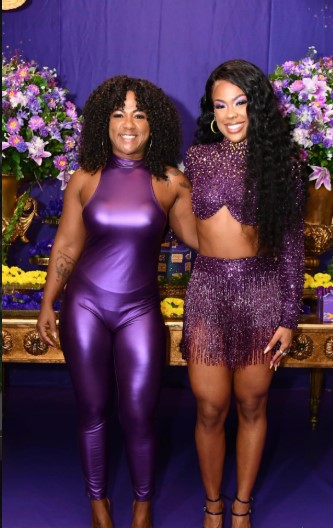 Marvvila e sua mãe Claudia Bonfim