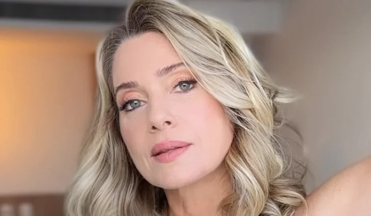 Leticia Spiller em ensaio sensual (Reprodução / Redes Sociais)