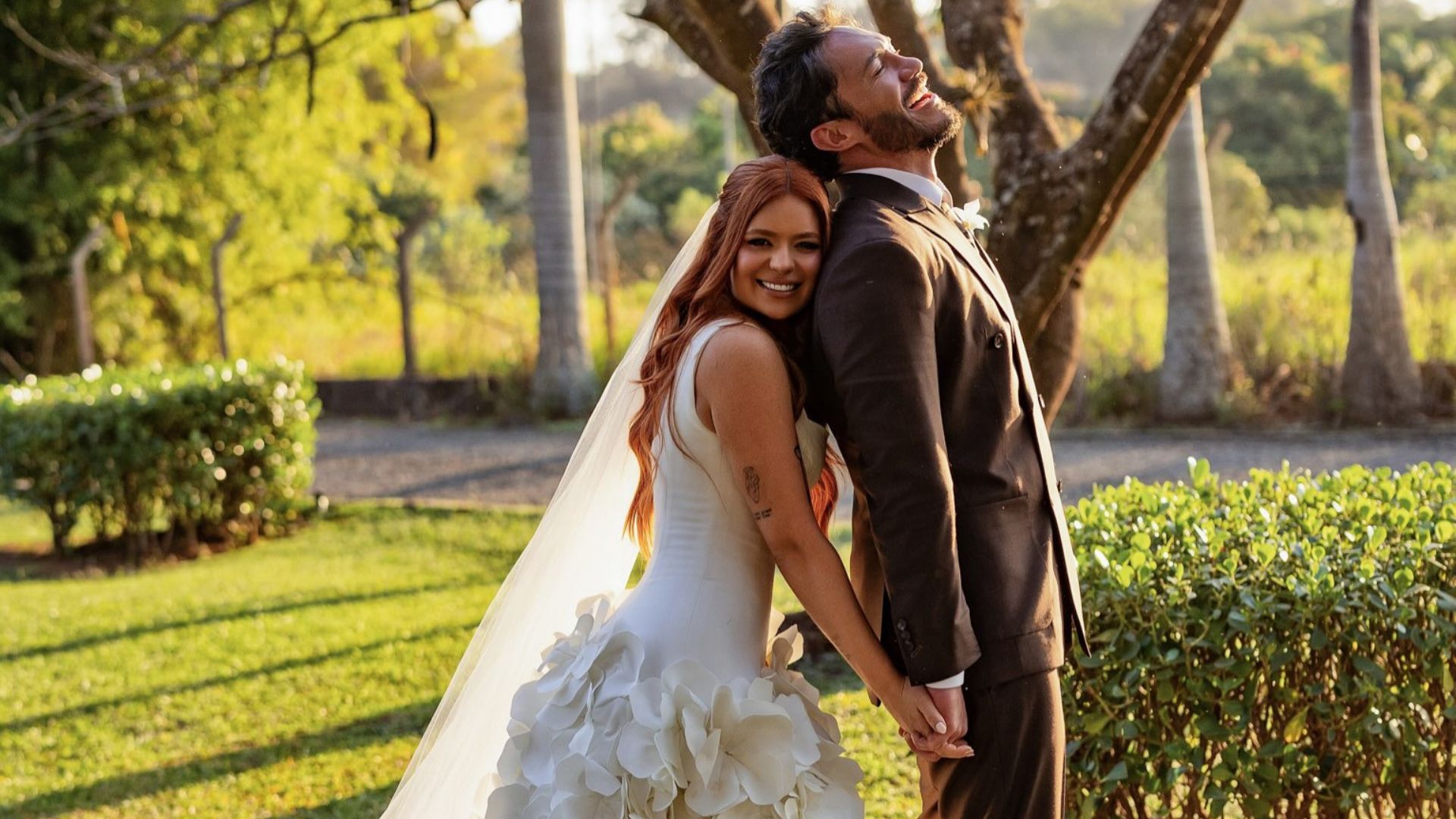 Viih Tube revelou que uma banda famosa cancelou a apresentação no casamento apenas 15 dias antes da cerimônia. - Foto: Instagram/@mayckonsantosoficial