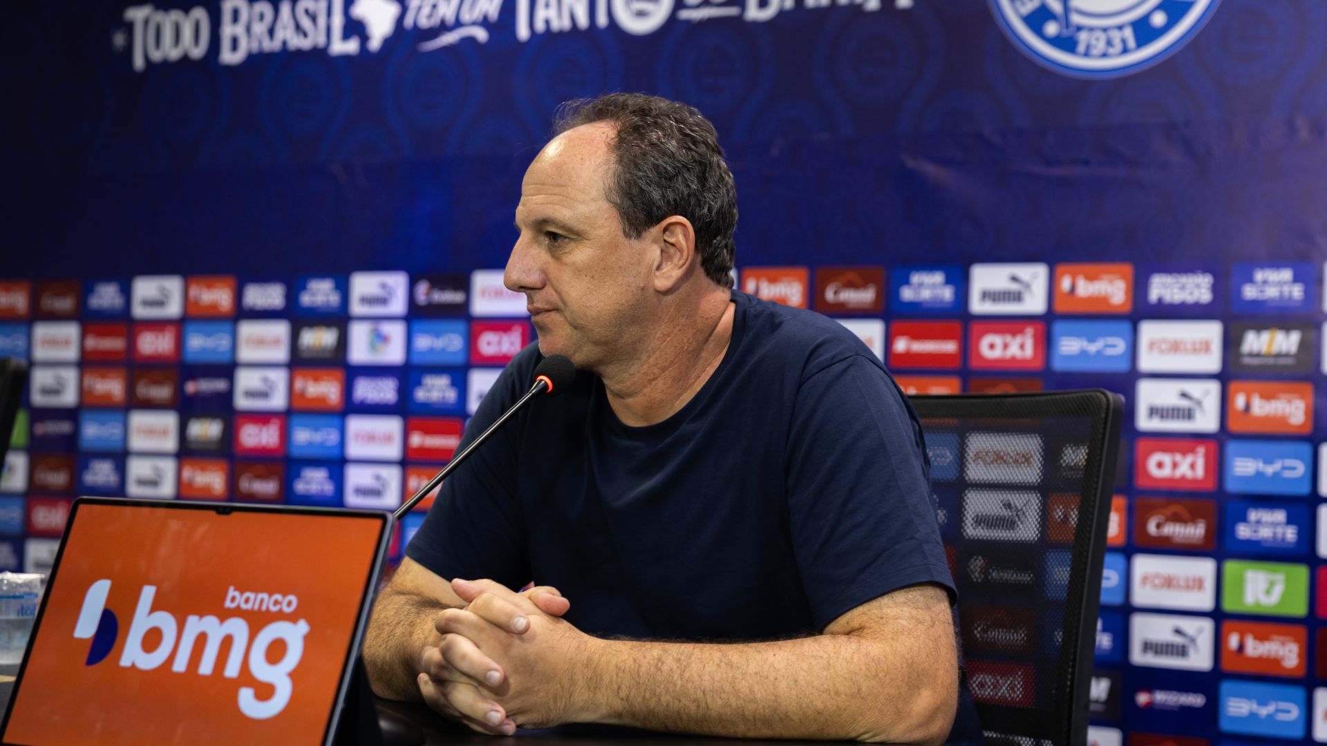 Rogério Ceni em entrevista antes da partida contra a Chape - Foto: Catarina Brandão / ECB