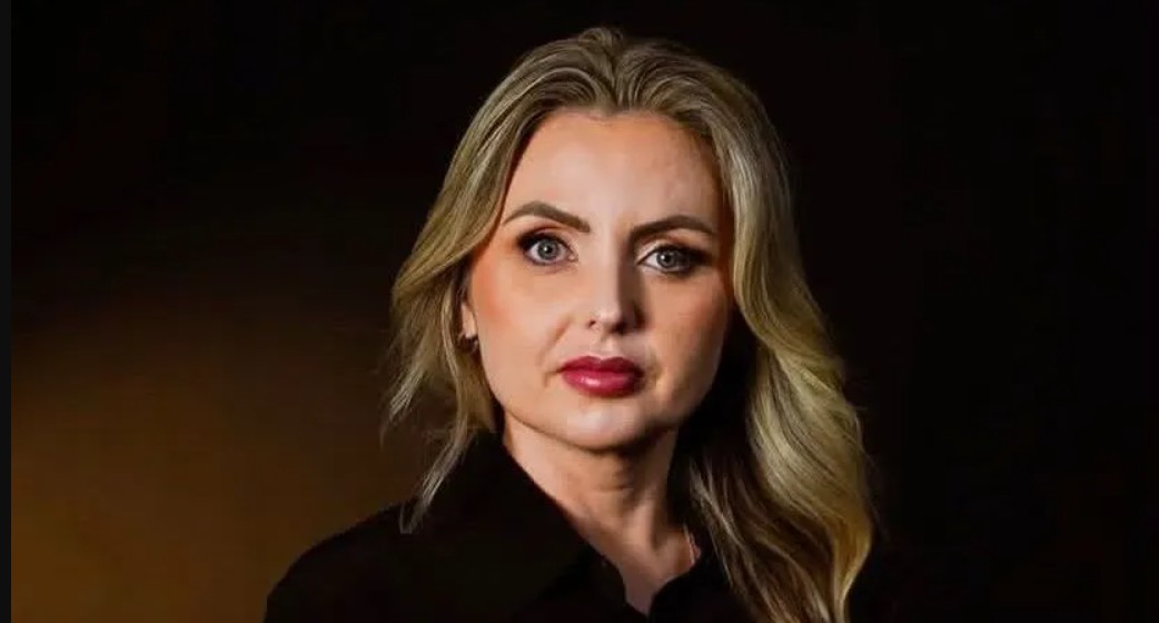 Candidata à Presidência pelo DC, Clariana Barão