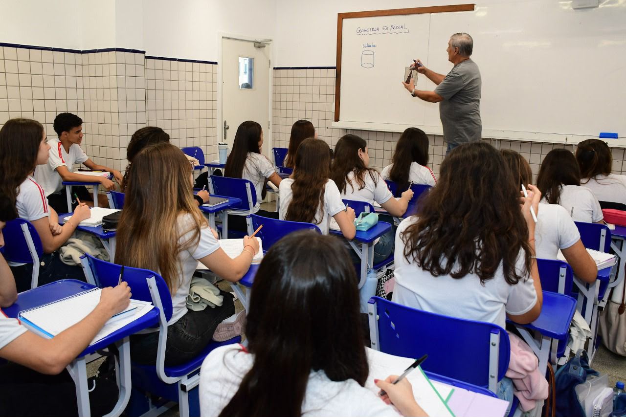 Estudante do Colégio Anchieta