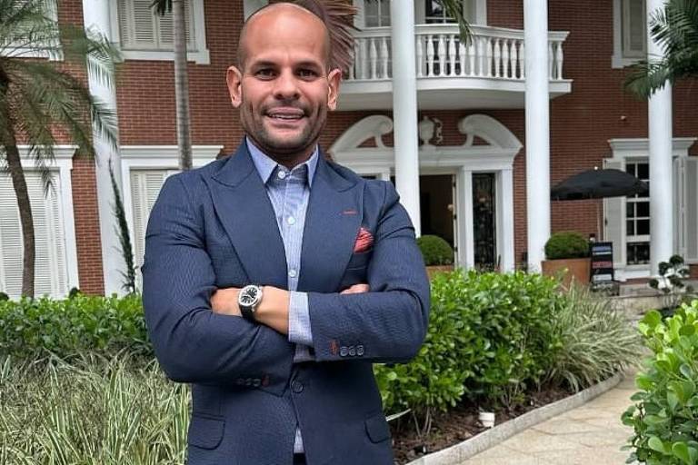 Dr. Gabriel Almeida