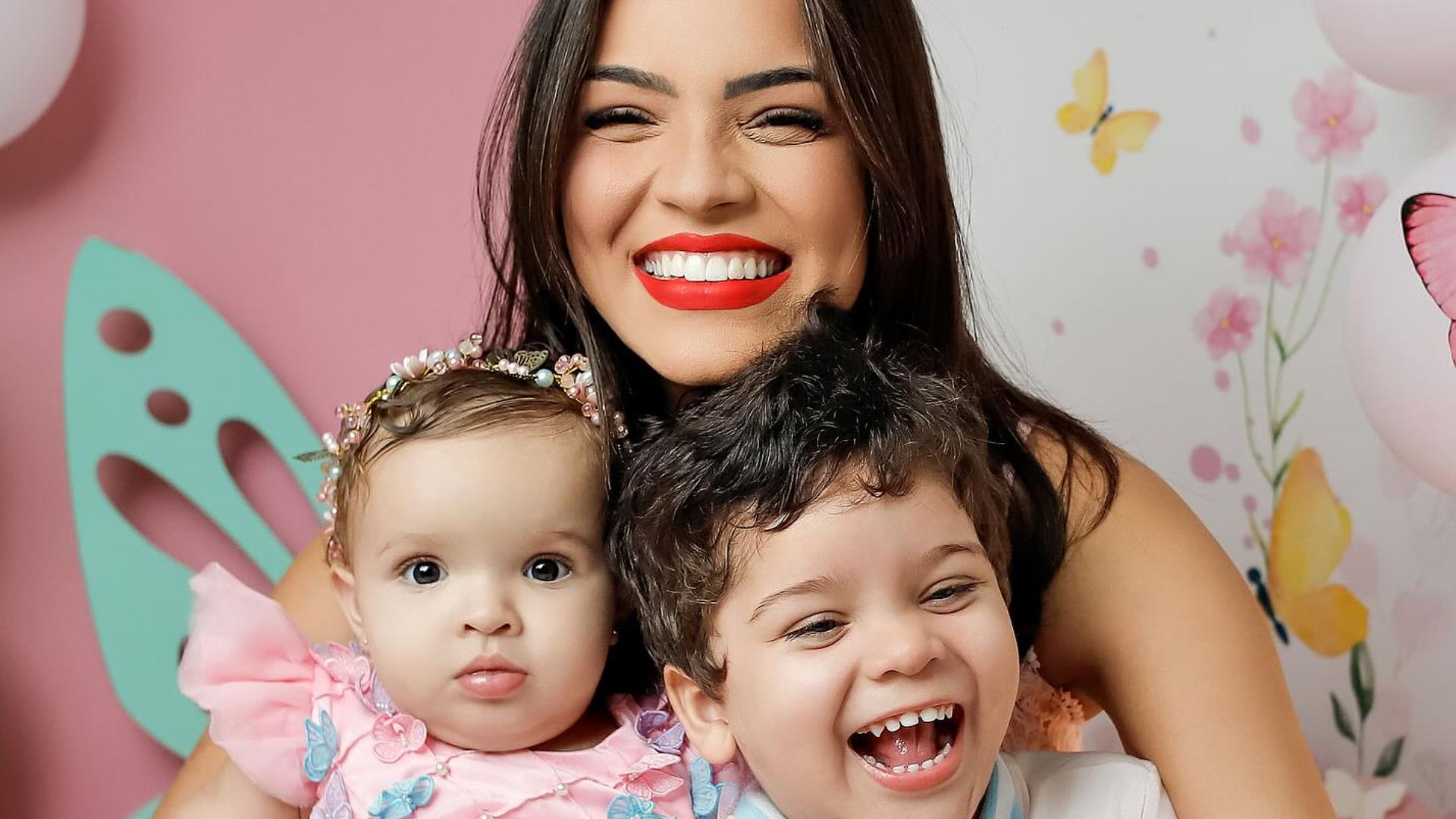 Maria Helena, caçula da influenciadora, nasceu em 27 de agosto de 2024, mesma data do aniversário da mãe. - Foto: Instagram/@emillyaraujjoo
