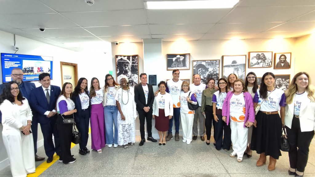 encontro entre representantes do Tribunal de Justiça e chefe Solange Borges