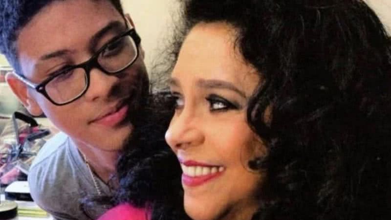 Cantora Gal Costa