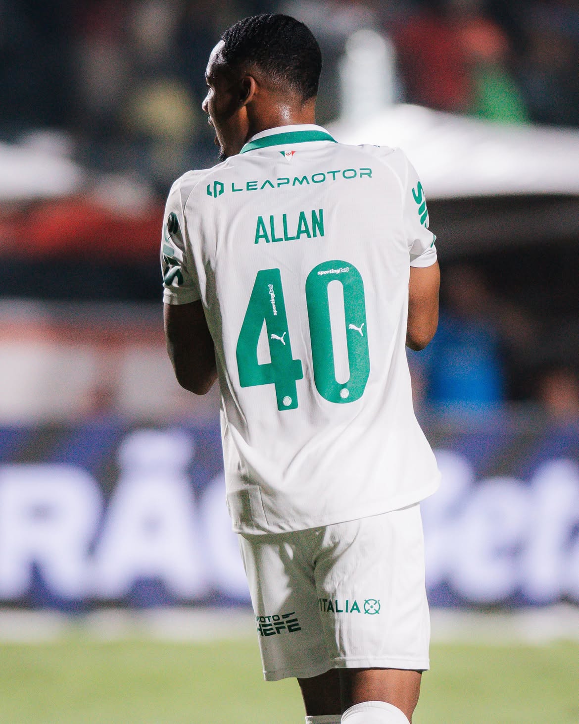 Reprodução/Instagram @allanelias04