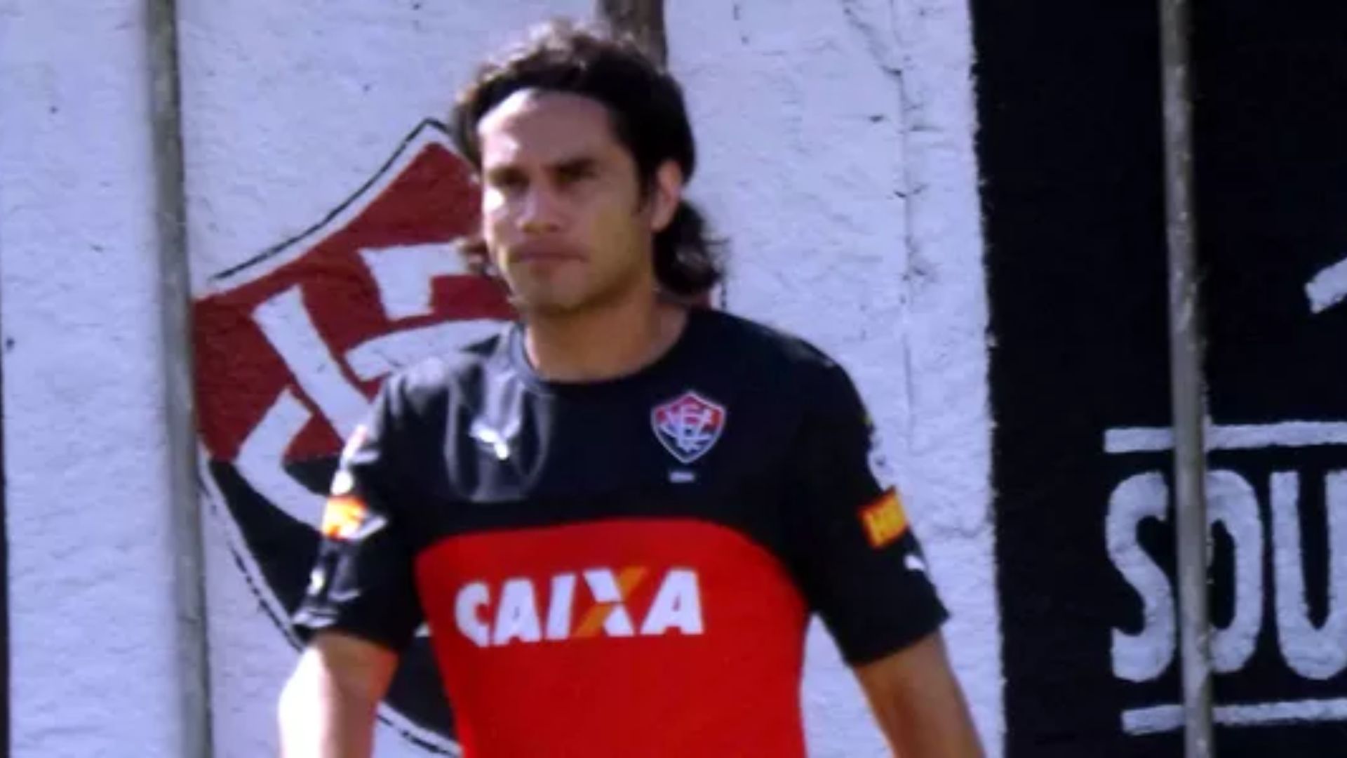 Atacante paraguaio Guillermo Beltrán terminou passagem pelo Vitória sem marcar gols (Foto: Divulgação)