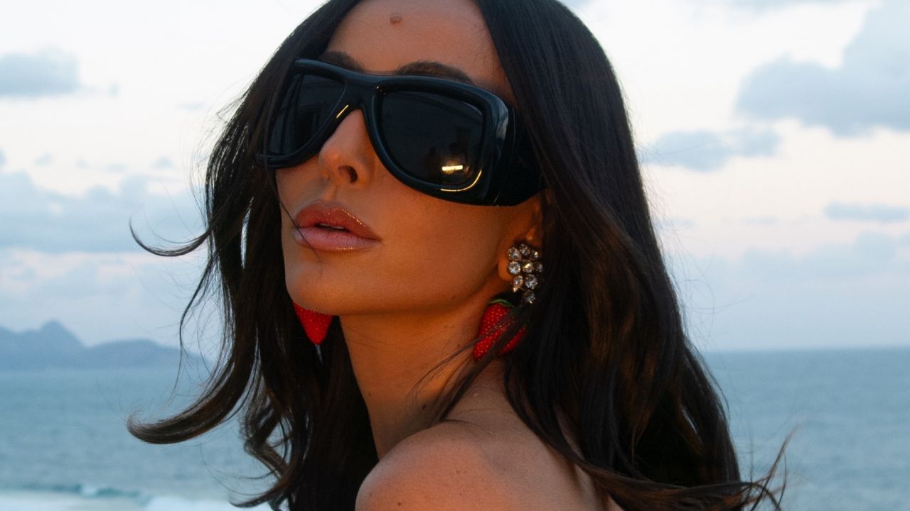 Grávida, Sabrina Sato exibe barriguinha em ensaio fotográfico e encanta internautas; veja fotos - QTU Questões do Universo