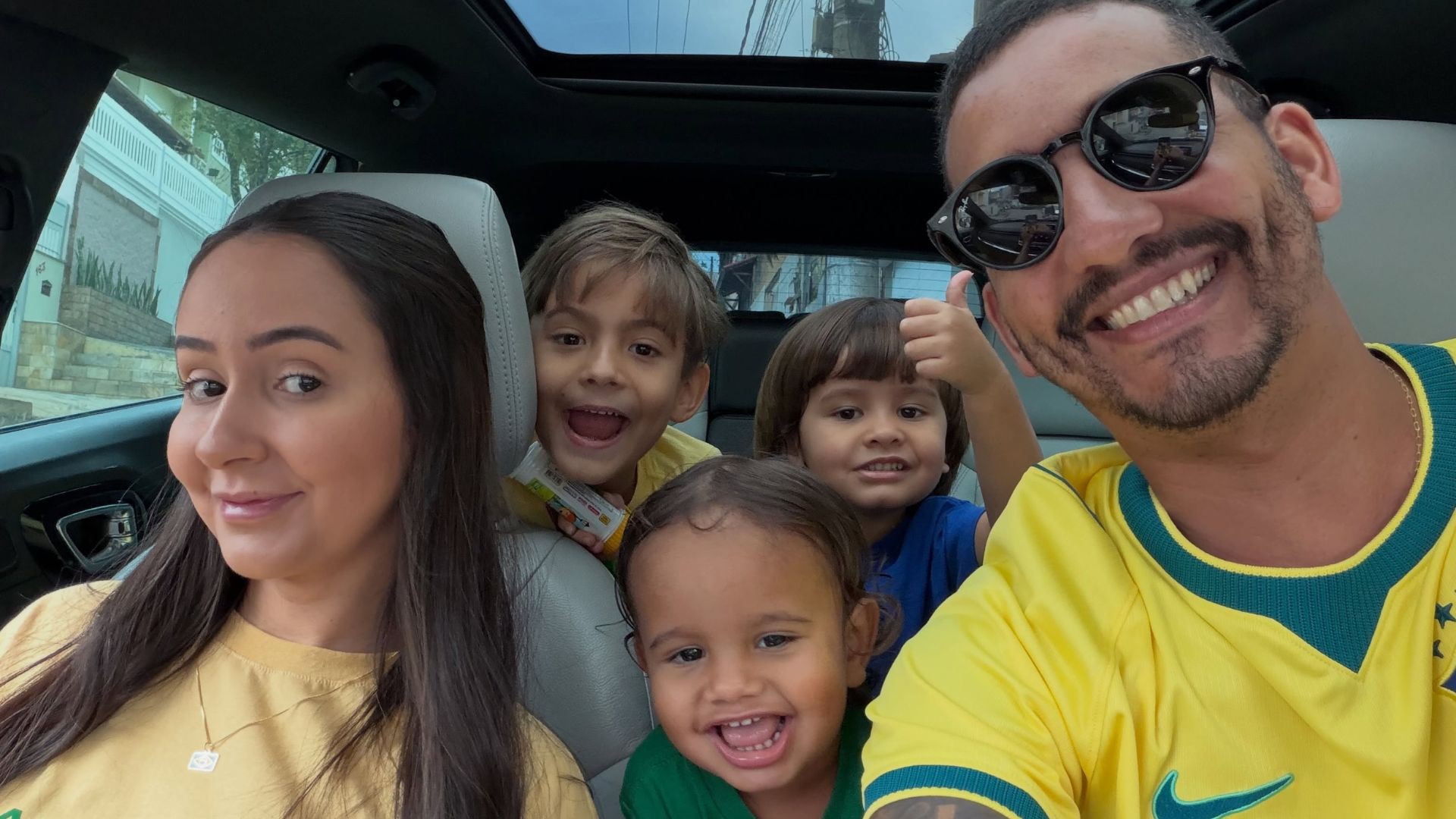 Marta Oliveira compartilhava nas redes sociais momentos da rotina ao lado do marido e dos três filhos. - Foto: Redes Sociais