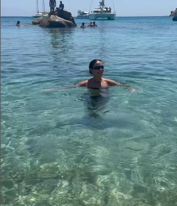 Ivete Sangalo curte viagem na Europa