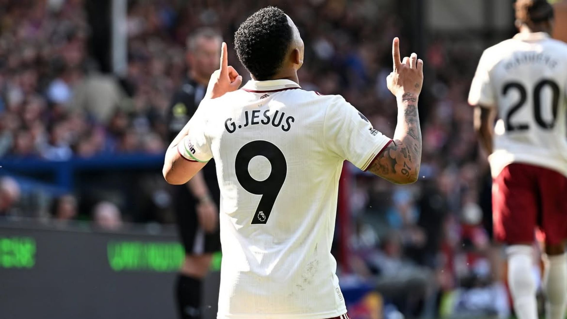 Gabriel Jesus com as cores do Arsenal - Foto: Reprodução / Instagram / @dejesusoficial