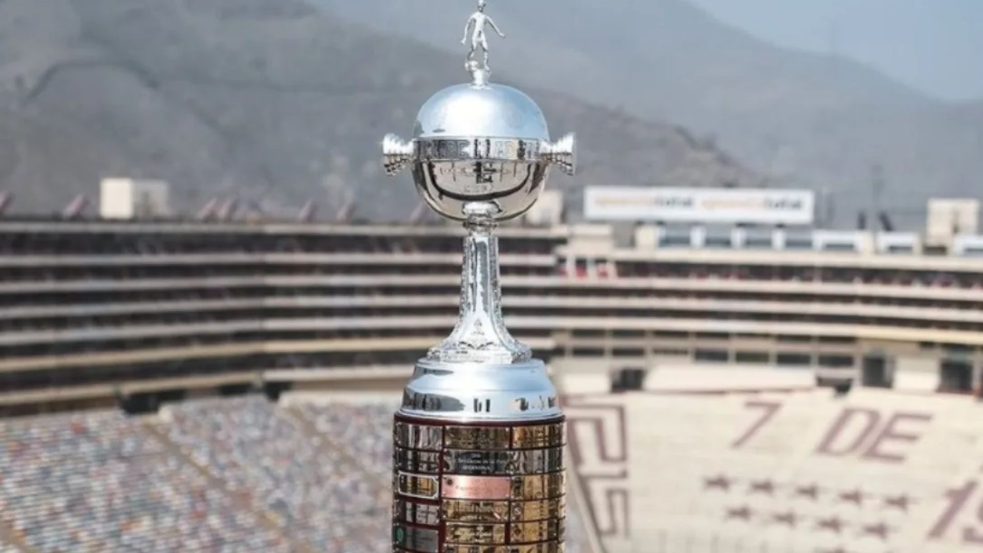Taça da Copa Libertadores da América - Foto: Divulgação / Conmebol