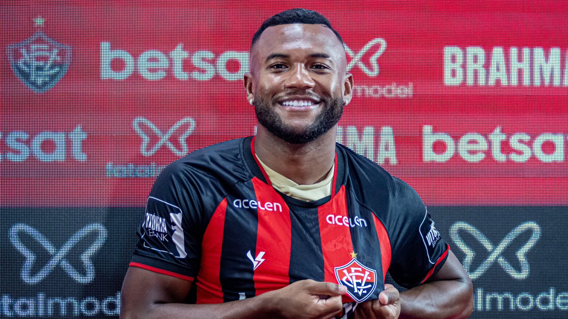 Luan durante sua apresentação com a camisa do Vitória, em 2024 - Foto: Victor Ferreira / ECV