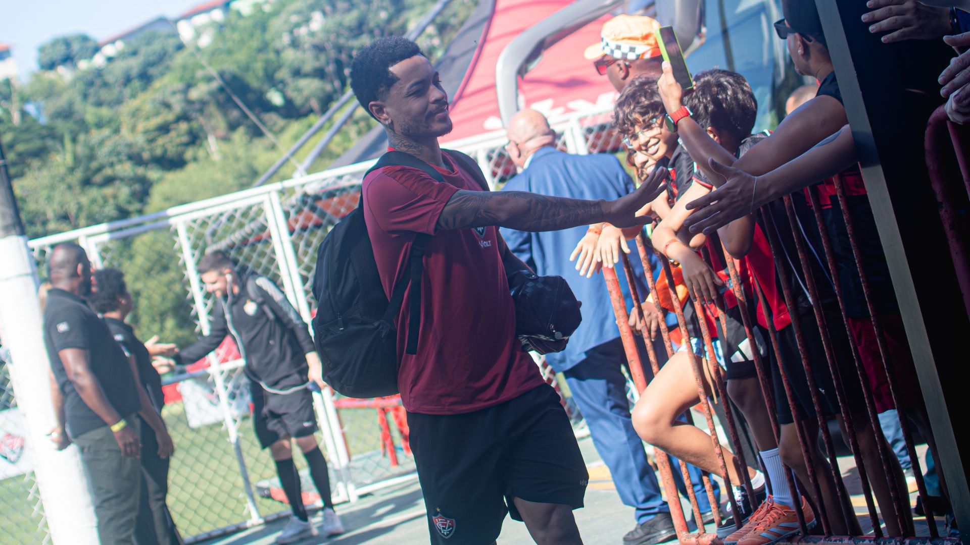 Matheuzinho com as cores do Vitória - Foto: Victor Ferreira / ECV