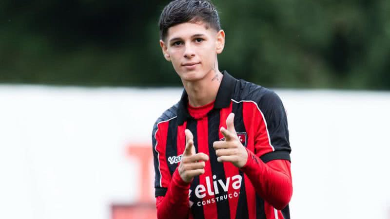 Alejandro Almaraz em atuação pelo sub-20 do Vitória - Foto: Redes Sociais / Instagram / @ almaraz_alejandroo