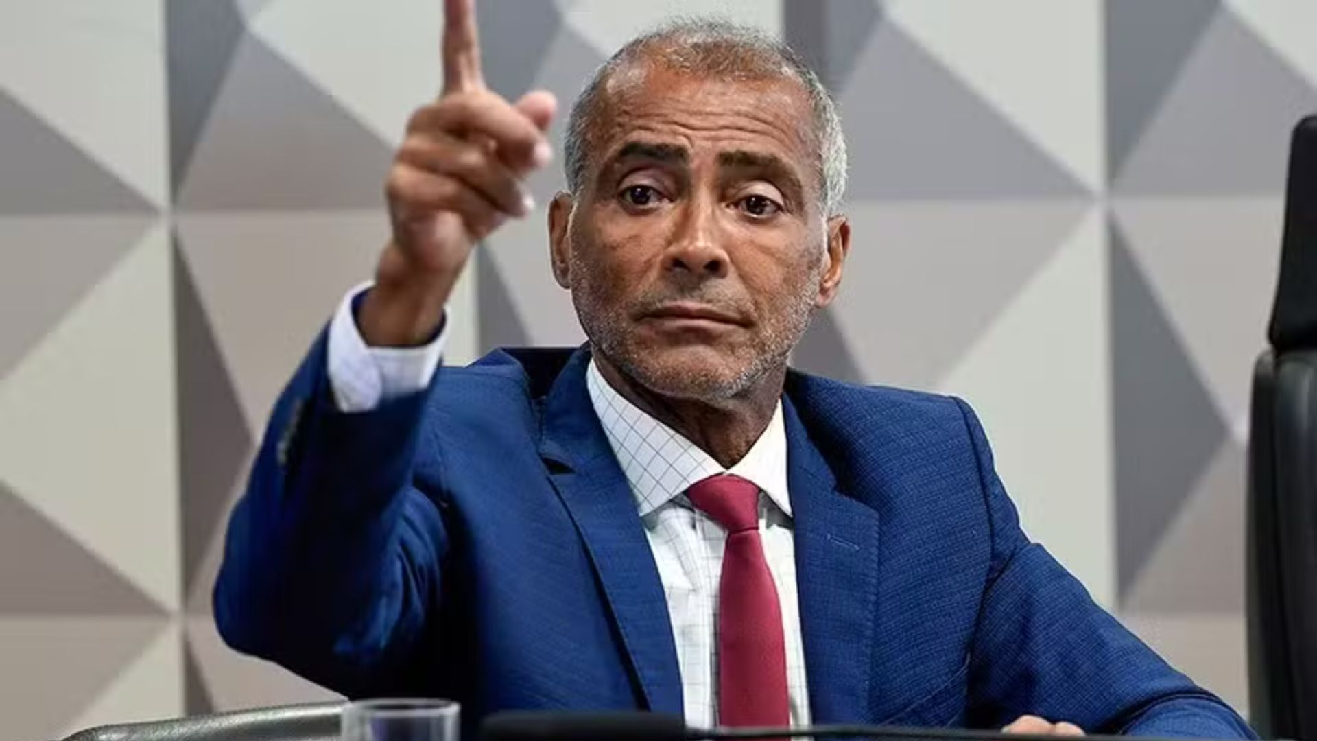 O senador Romário durante sessão da CPI das Apostas — Foto: Jefferson Rudy/Agência Senado