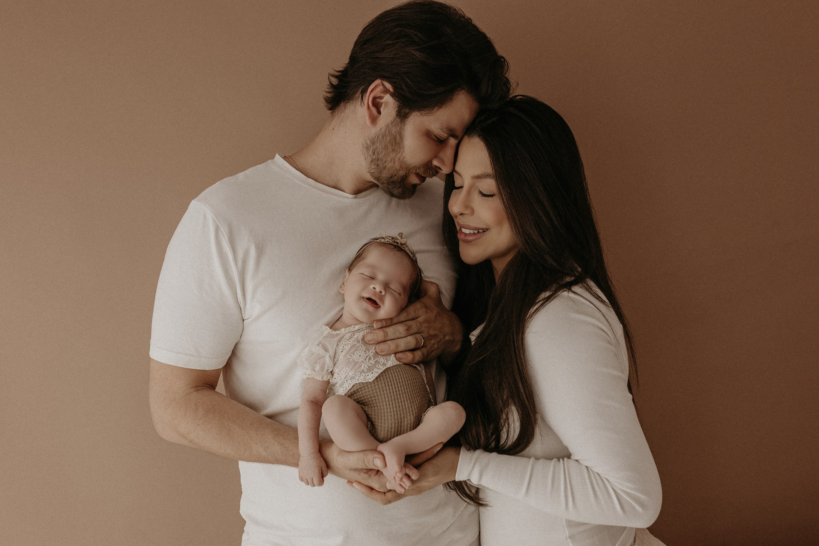 Laís Caldas e Gustavo Marsengo com a filha Alice