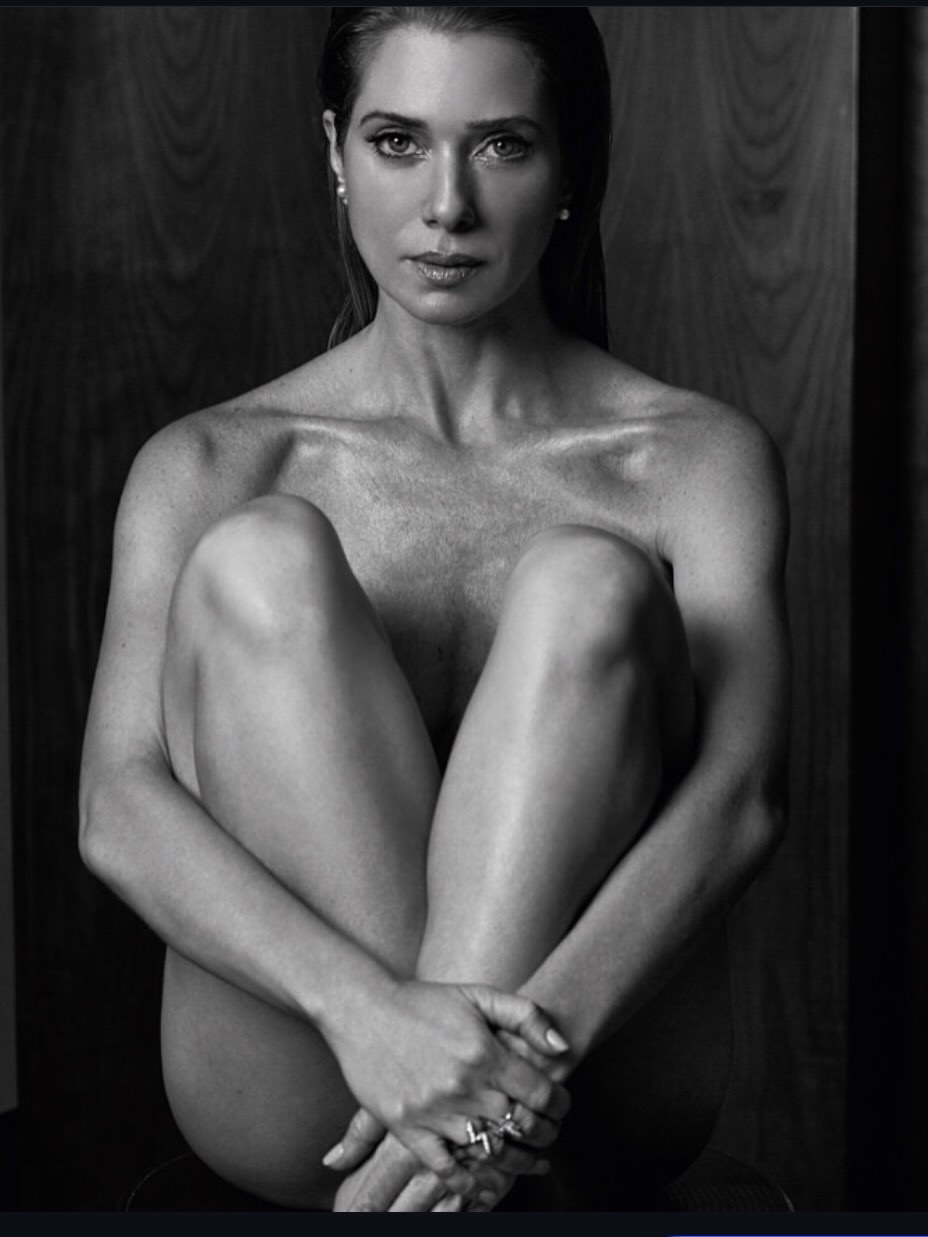 Leticia Spiller em ensaio sensual (Reprodução / Redes Sociais - Foto: Yuri Sardenberg)