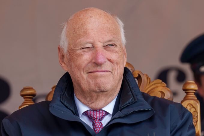 Harald V, que comandava a monarquia constitucional da Noruega desde 1991 e morreu nesta sexta-feira | Reprodução/Redes sociais