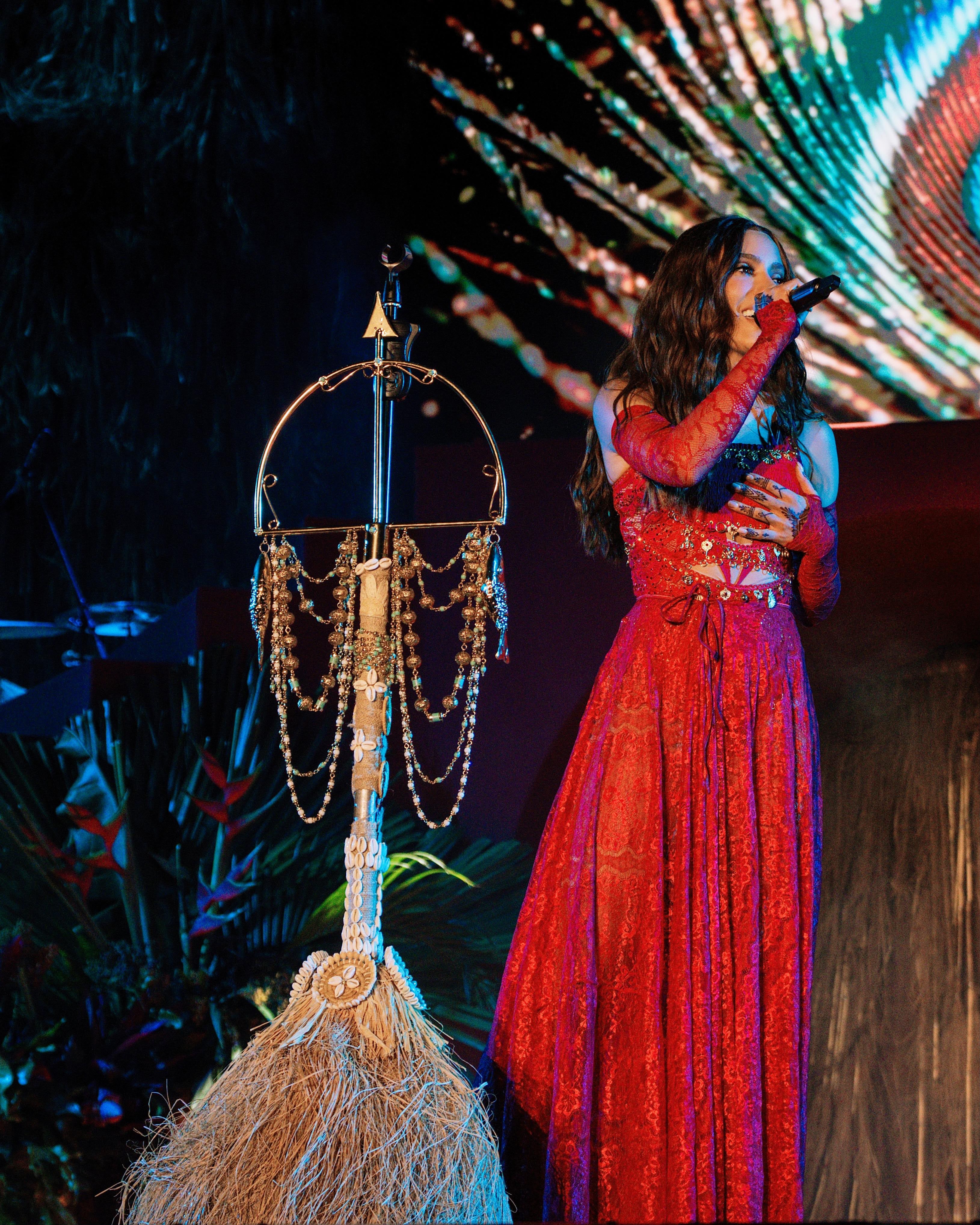 Anitta no show da turnê Equilibrivum em Salvador