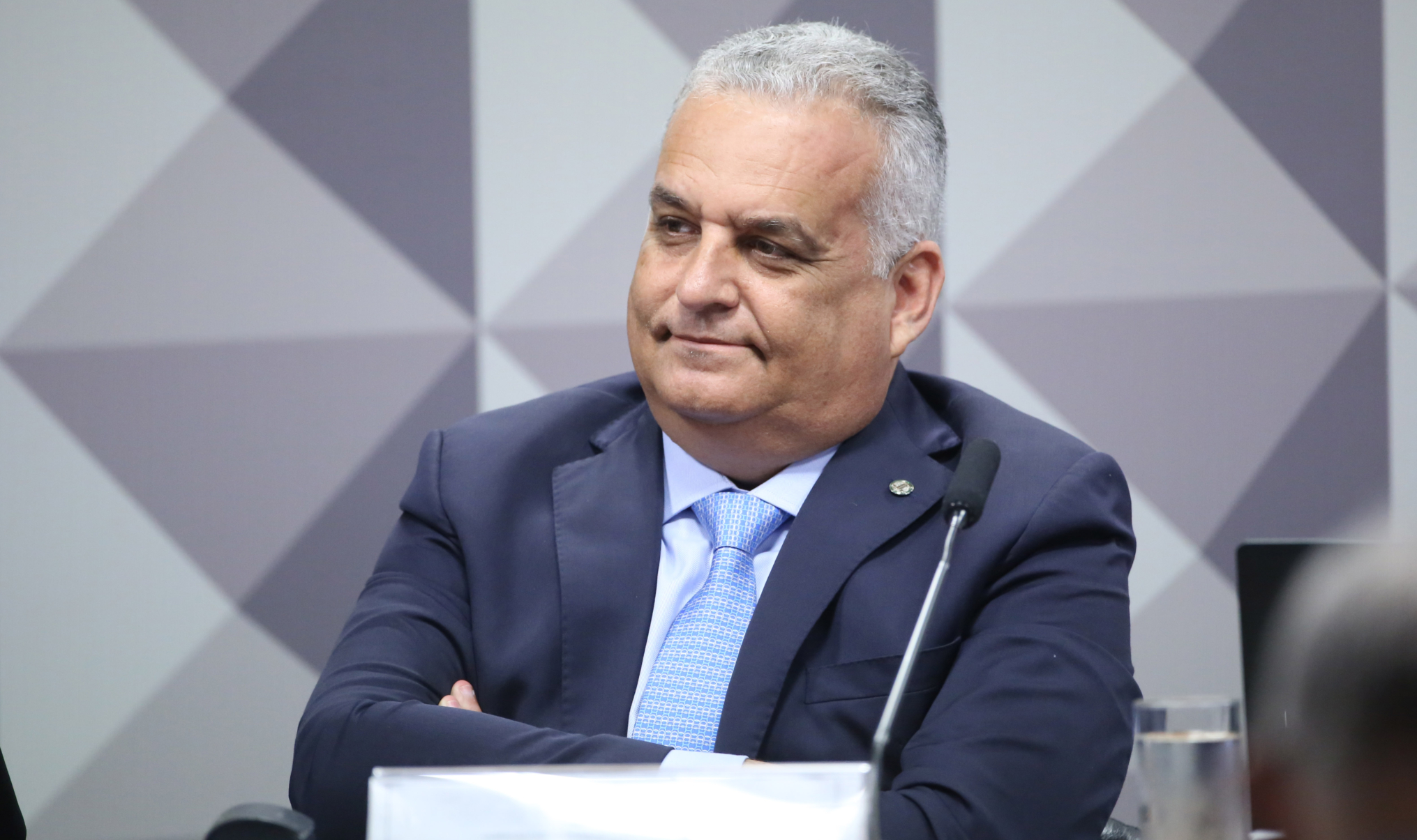 Em resposta às acusações de Lindbergh Farias e Soraya Tronicke, Alfredo Gaspar pede ao STF exame de DNA urgente